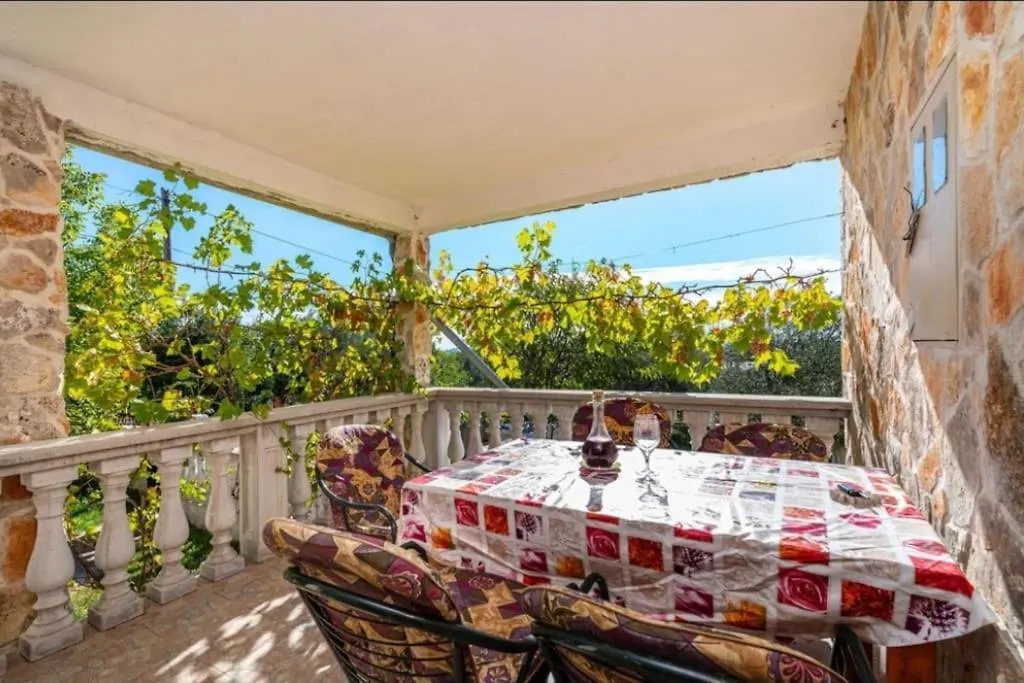 Apartamento Villa Irina Policnik